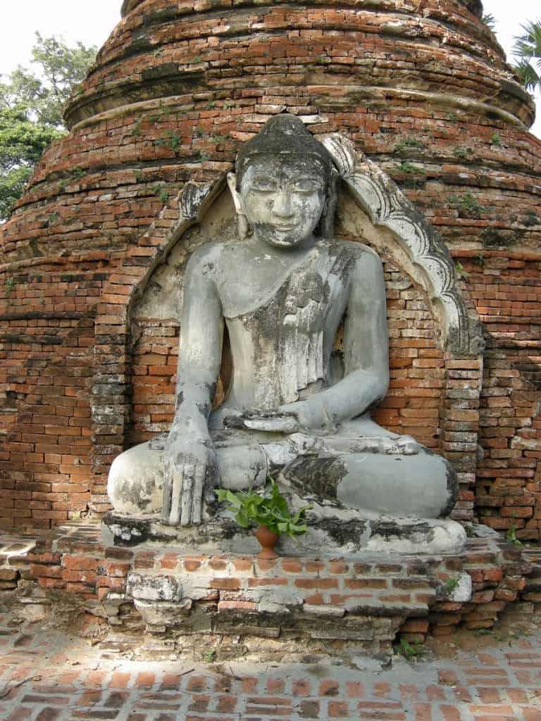 Inwa ancient Buddha statue