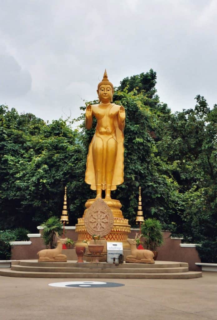 standing golden Buddha at Huay Tung Tao lake
