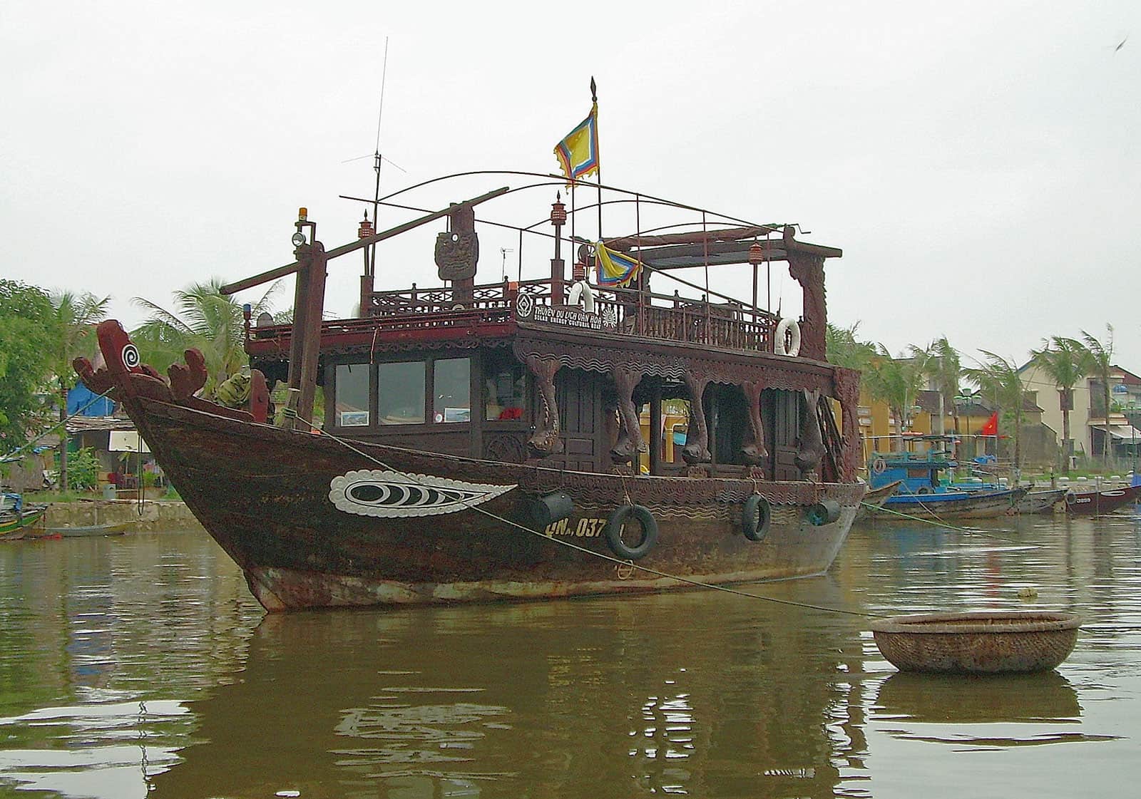 shipwreck at Thu Bon river in Hoi An