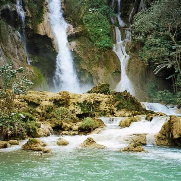 near Luang Prabang: Kuang Si waterfalls