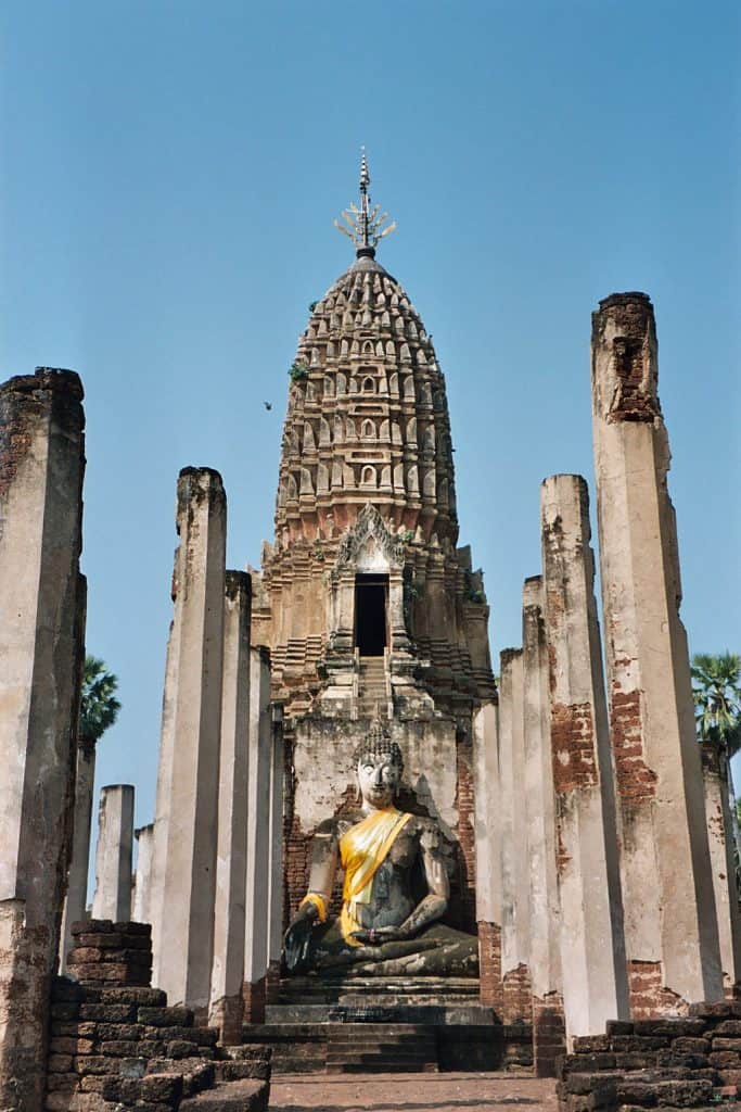 Wat Mahathat at Chaliang