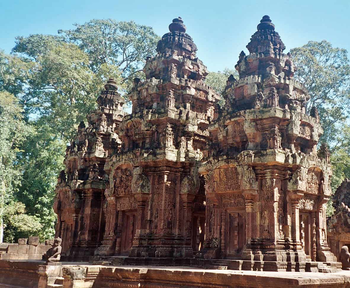 remote temples of Angkor: Banteay Srei