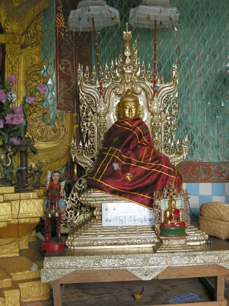 Taung Kalat Buddha image