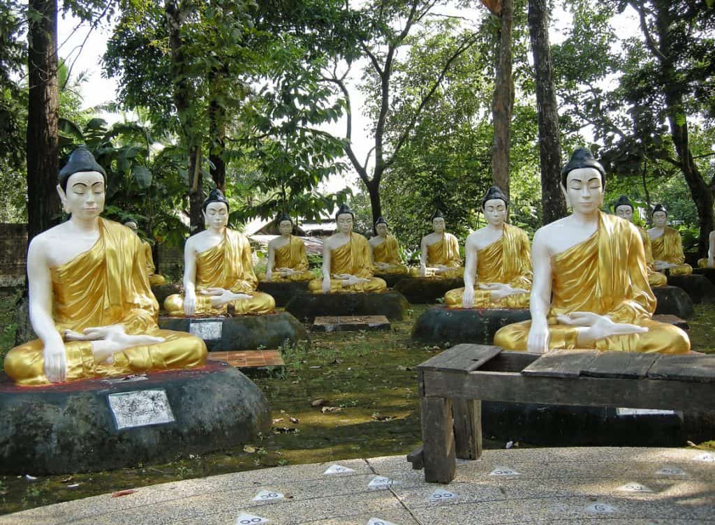 Buddhist lessons in Bago